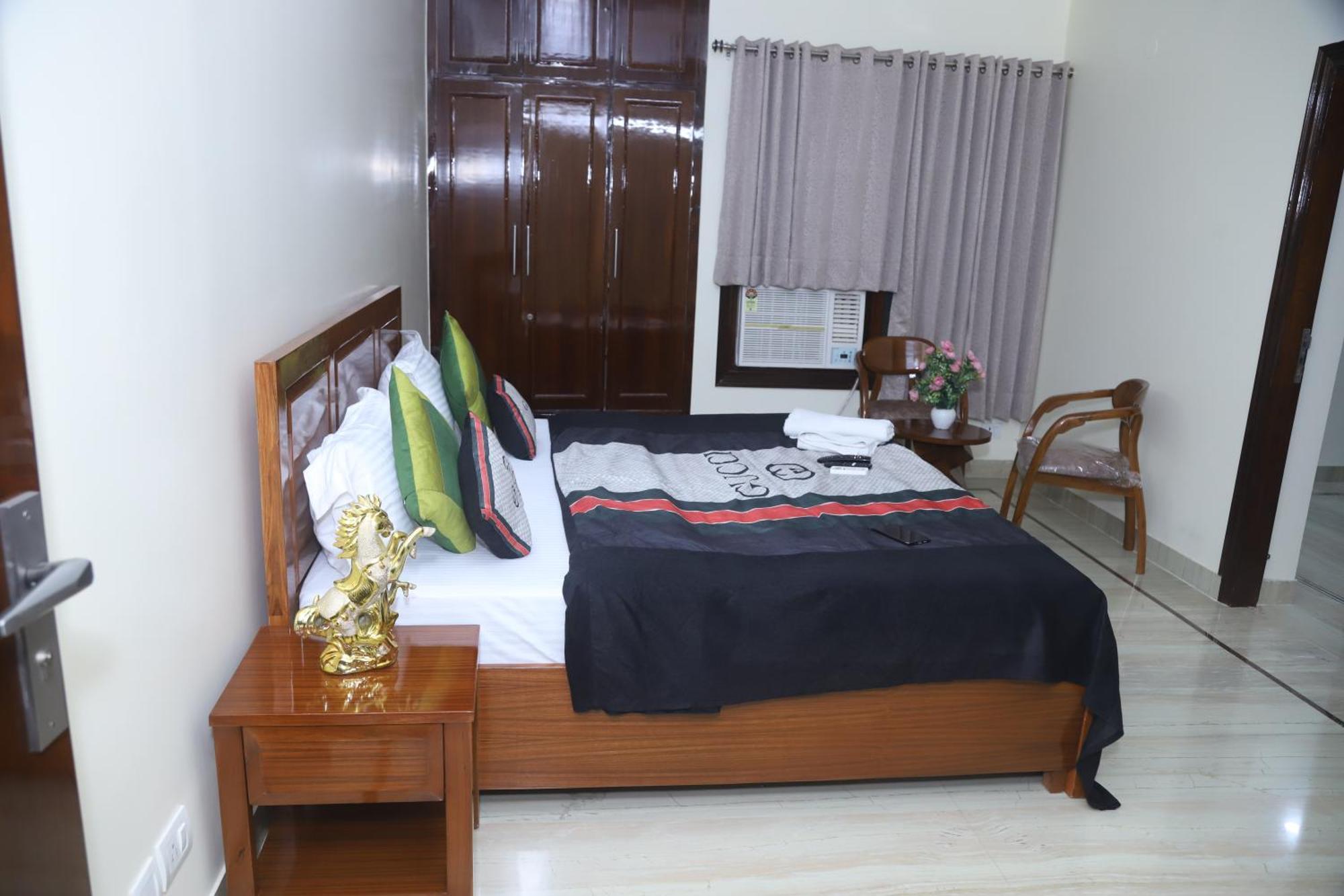 Divine India Service Apartment 3Bhk,B57 Sarita Vihar,Apollo Nové Dillí Exteriér fotografie