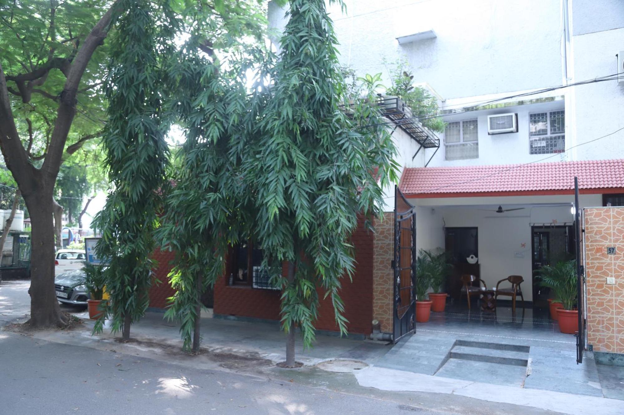 Divine India Service Apartment 3Bhk,B57 Sarita Vihar,Apollo Nové Dillí Exteriér fotografie
